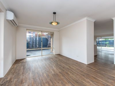4 Princeton Circle, Alexander Heights