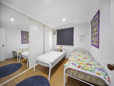 6 White Swan Avenue, Blue Haven