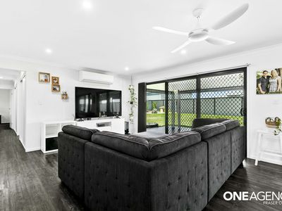 57 Ronaldo Way, Urangan