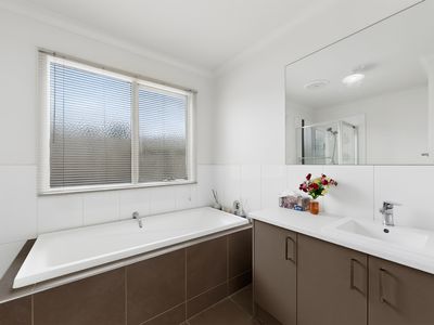 46 Pakenham Road, Pakenham