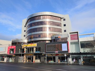 135 Broadway, Newmarket