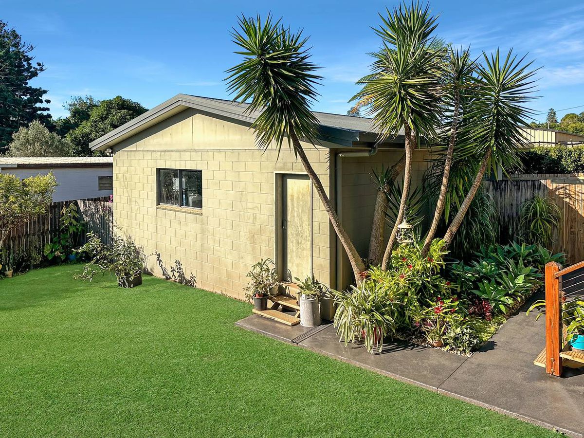8 Agnew Street, Atherton