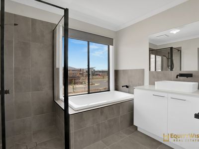 14 Crantock Way, Werribee