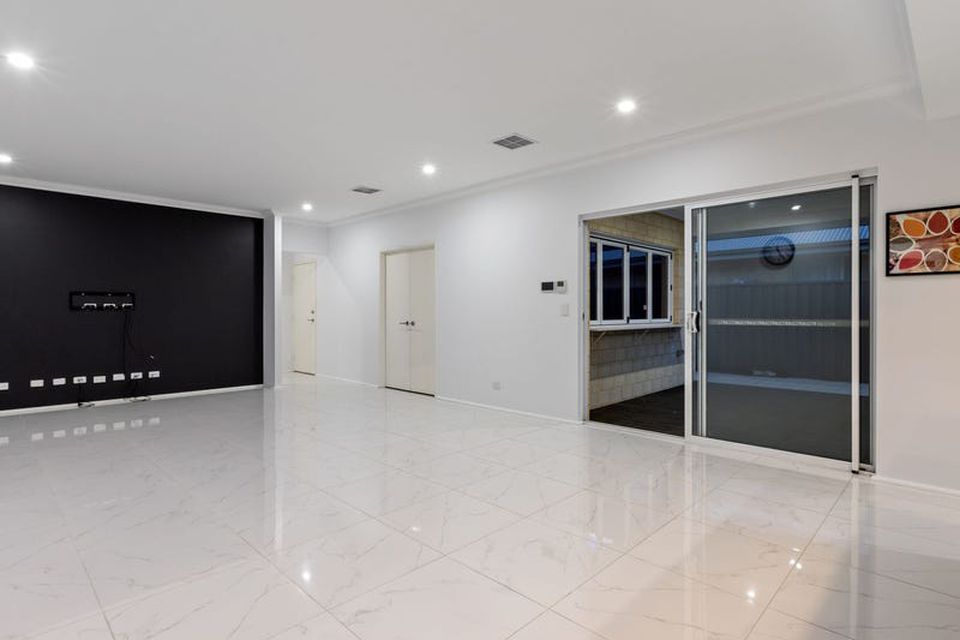 15 Clarendon Approach , Baldivis