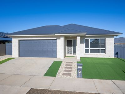 6 Colac Close, Kialla