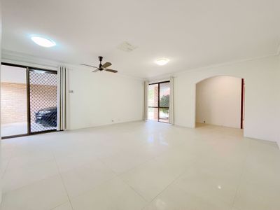 2 / 10 Millar Place, Willetton