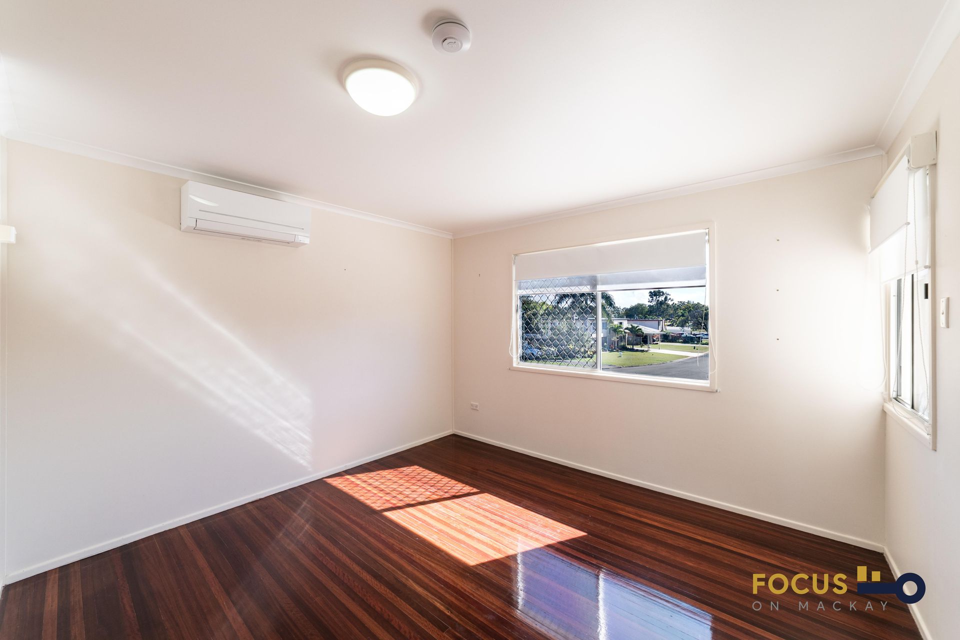 16 Graham Court, Mount Pleasant
