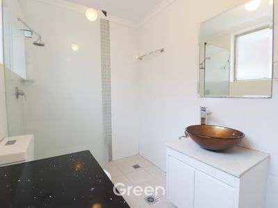 3 / 12 Mons Avenue, West Ryde