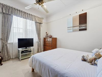 6 Britton Close, Elderslie