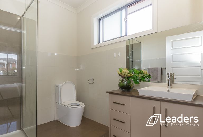29 Kinnoull Grove, Glen Waverley
