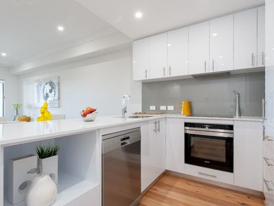 Apartment 5/95 Flora Terrace, North Beach