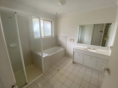 9 Fairview Drive, Kingaroy
