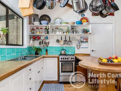 18 Elizabeth Avenue, South Golden Beach