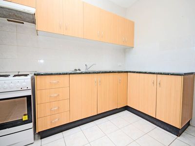 11 / 8 Fairmount Street, Lakemba