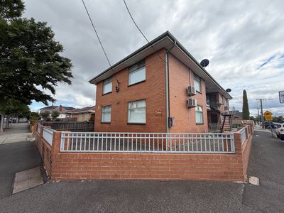 1 / 466 Barkly Street, West Footscray