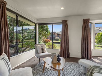 5 Bremner Crescent, Stoke