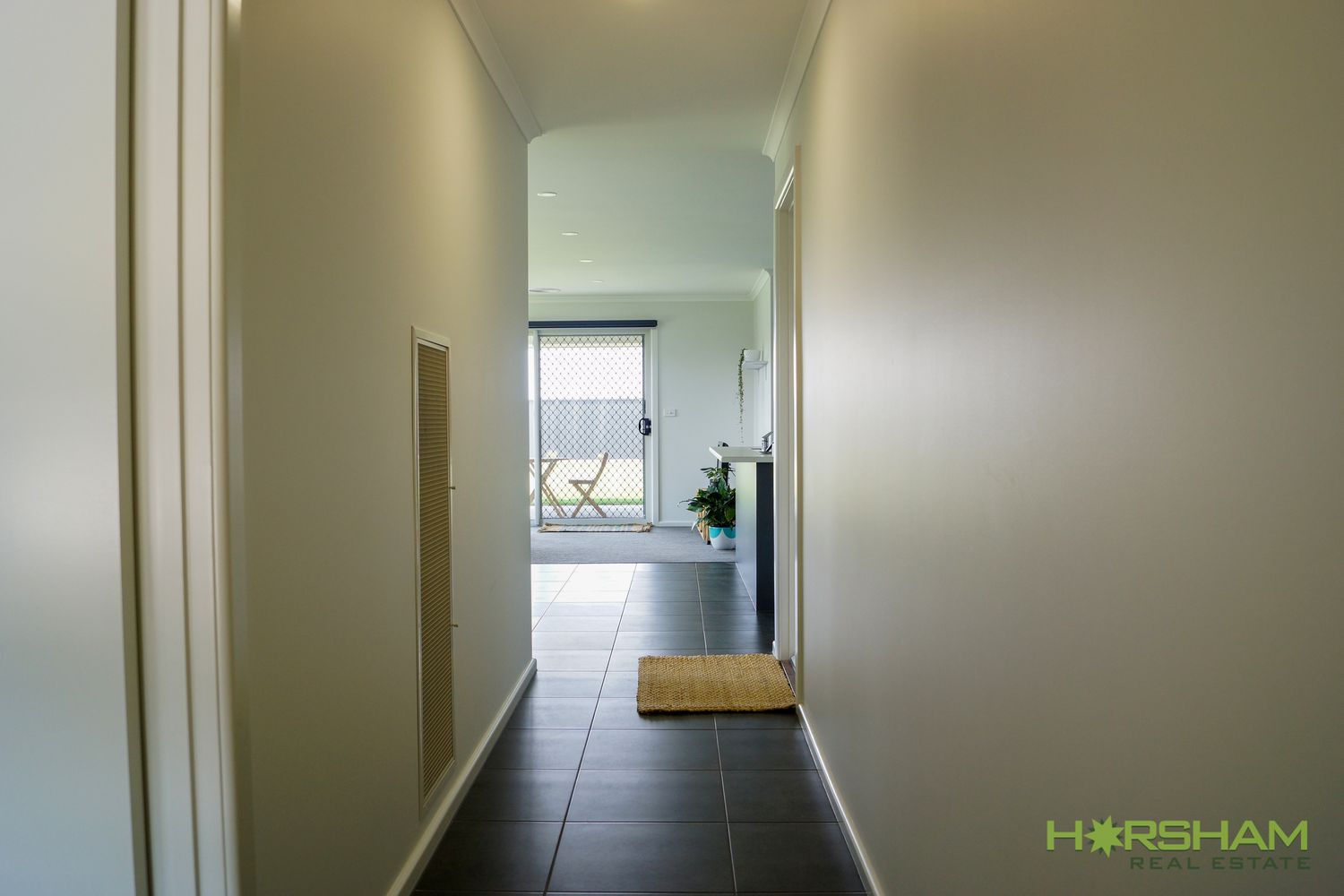 9 Stephens Street, Horsham