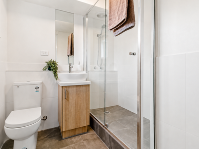10 / 10 Empire Street, Footscray