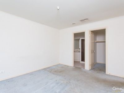 35 Bella Crescent, Hallam