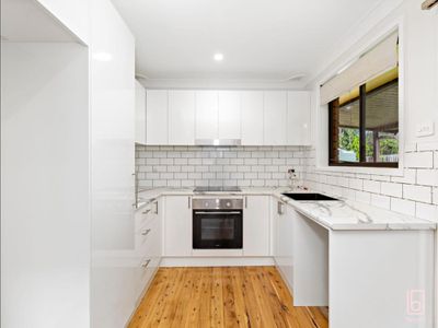 6 Woolana Avenue, Budgewoi