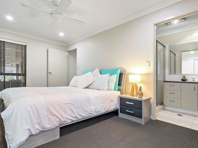 6 Brighton Court, Wakerley
