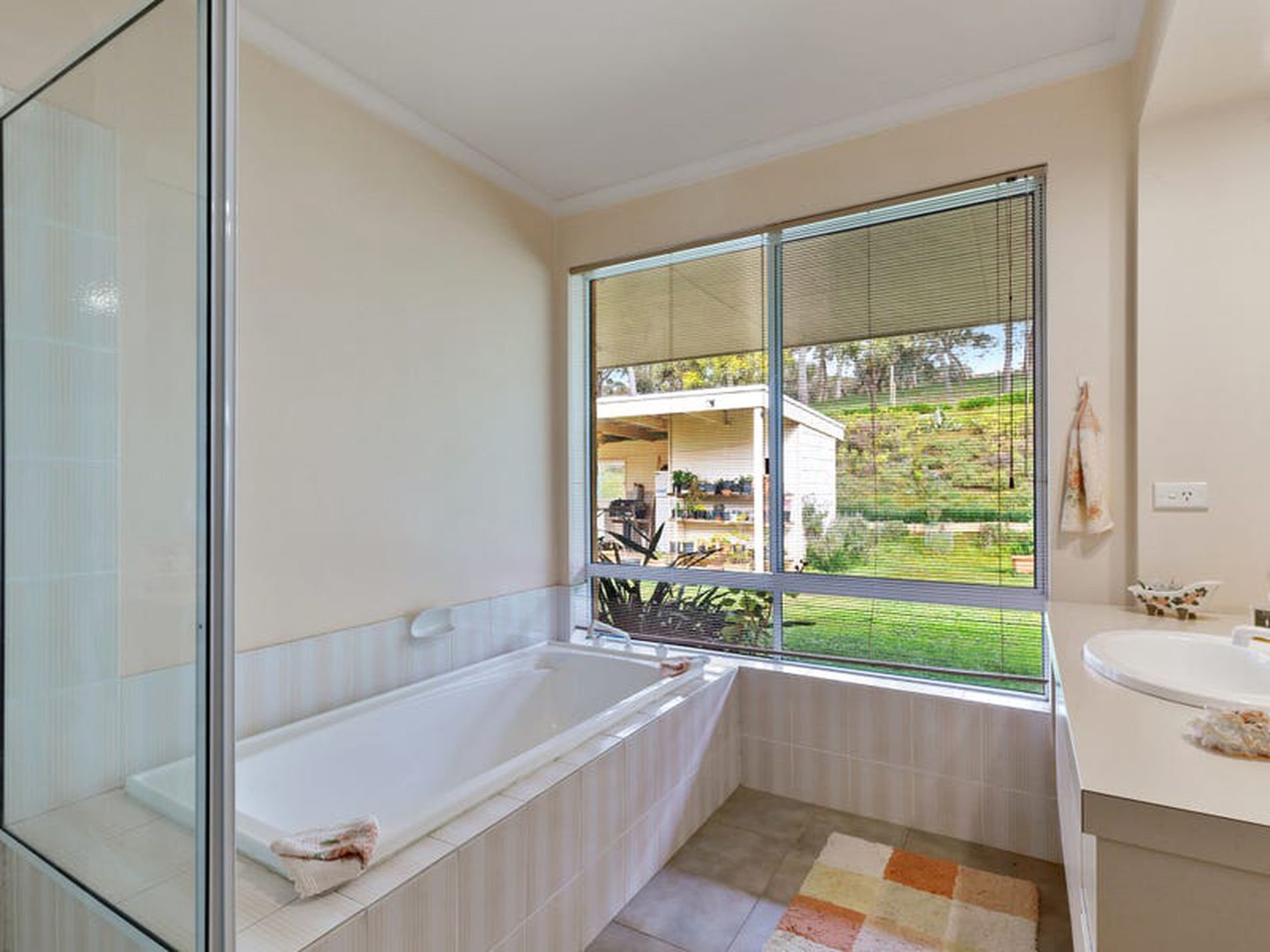 245 Sharps & Taylors Rd, Tallarook