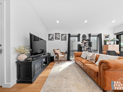 8 Success Place, Hampton Park