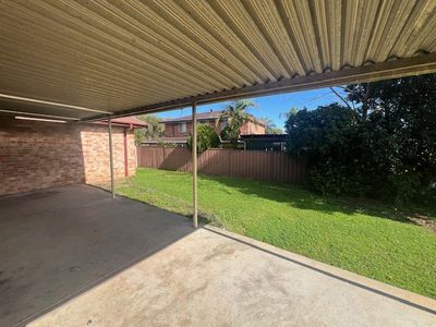 4 Aintree Close, Casula