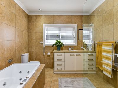 12 BELT ROAD, Millicent