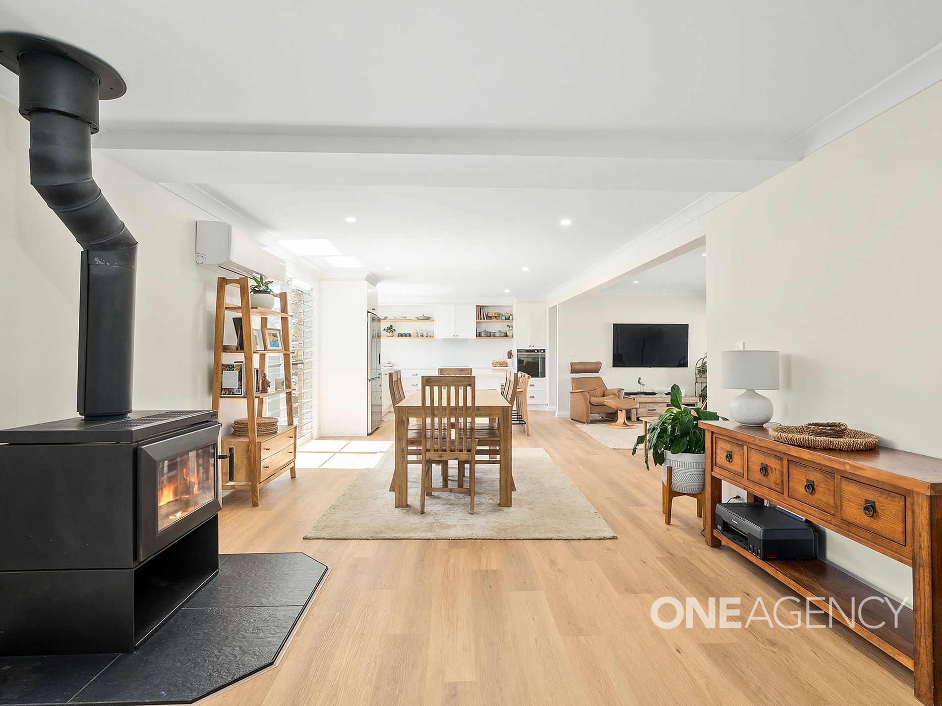 19 Second Avenue, Erowal Bay