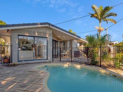 30 Burrows Street, Biggera Waters