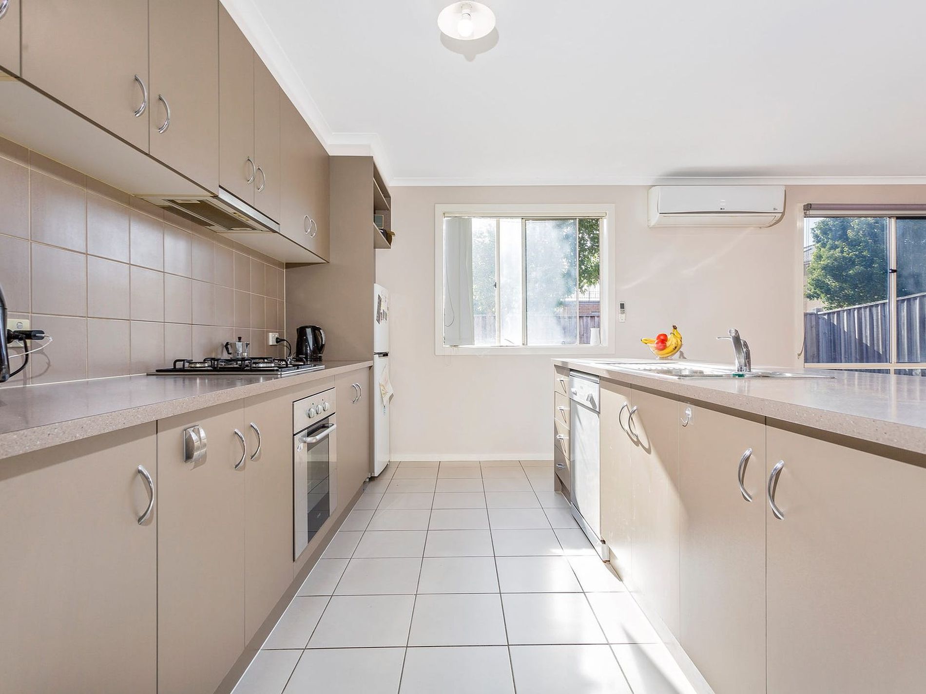 13 Waterways Boulevard, Williams Landing