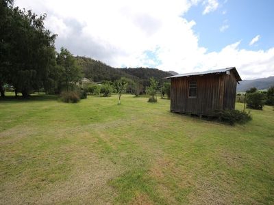 460 Crabtree Road, Crabtree