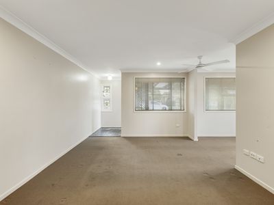 22 Nellie Street, Centenary Heights