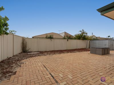 33 Redheart Drive, Thornlie