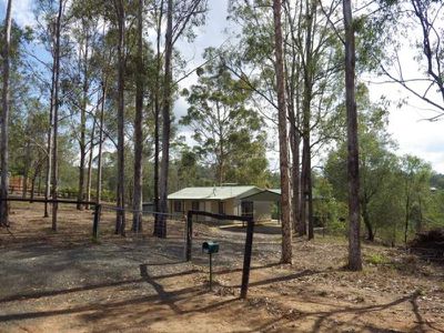 301 Dennis Road, Cedar Vale