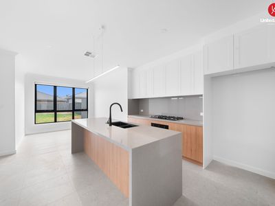 6 Calendula Court, Casula