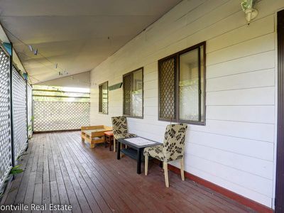 47 Main Street, Montville