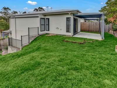 1 / 11-23 Chrome Drive, Pimpama