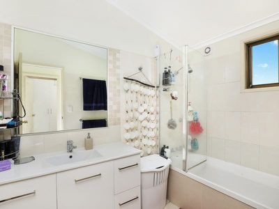 129 Amarina Avenue, Mooloolaba