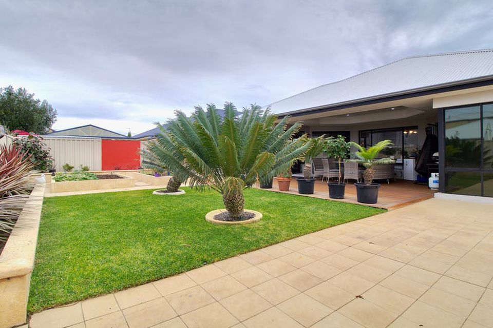 60 Lord Hobart Drive , Madora Bay