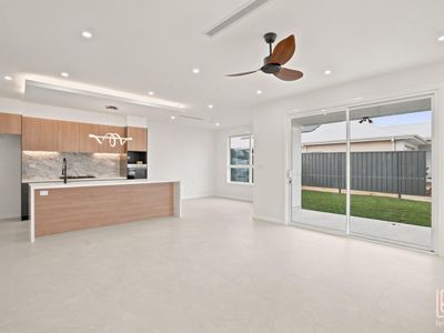 61 McKinnon Street, Wyee