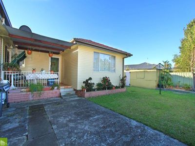 41 The Kingsway -, Barrack Heights