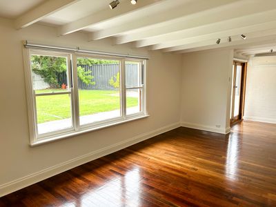 84 Safety Bay Rd, Shoalwater