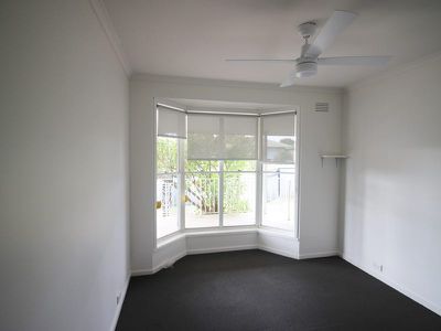 19 Walpole Avenue, Belmont