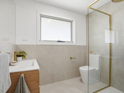 2 / 27 Waverley Road, Waverley