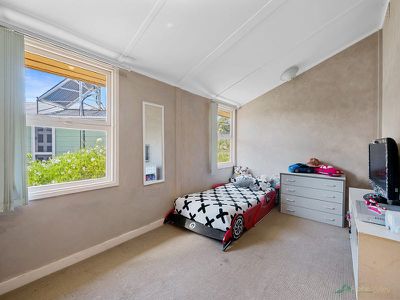19 Simmonds Street, Mount Beauty
