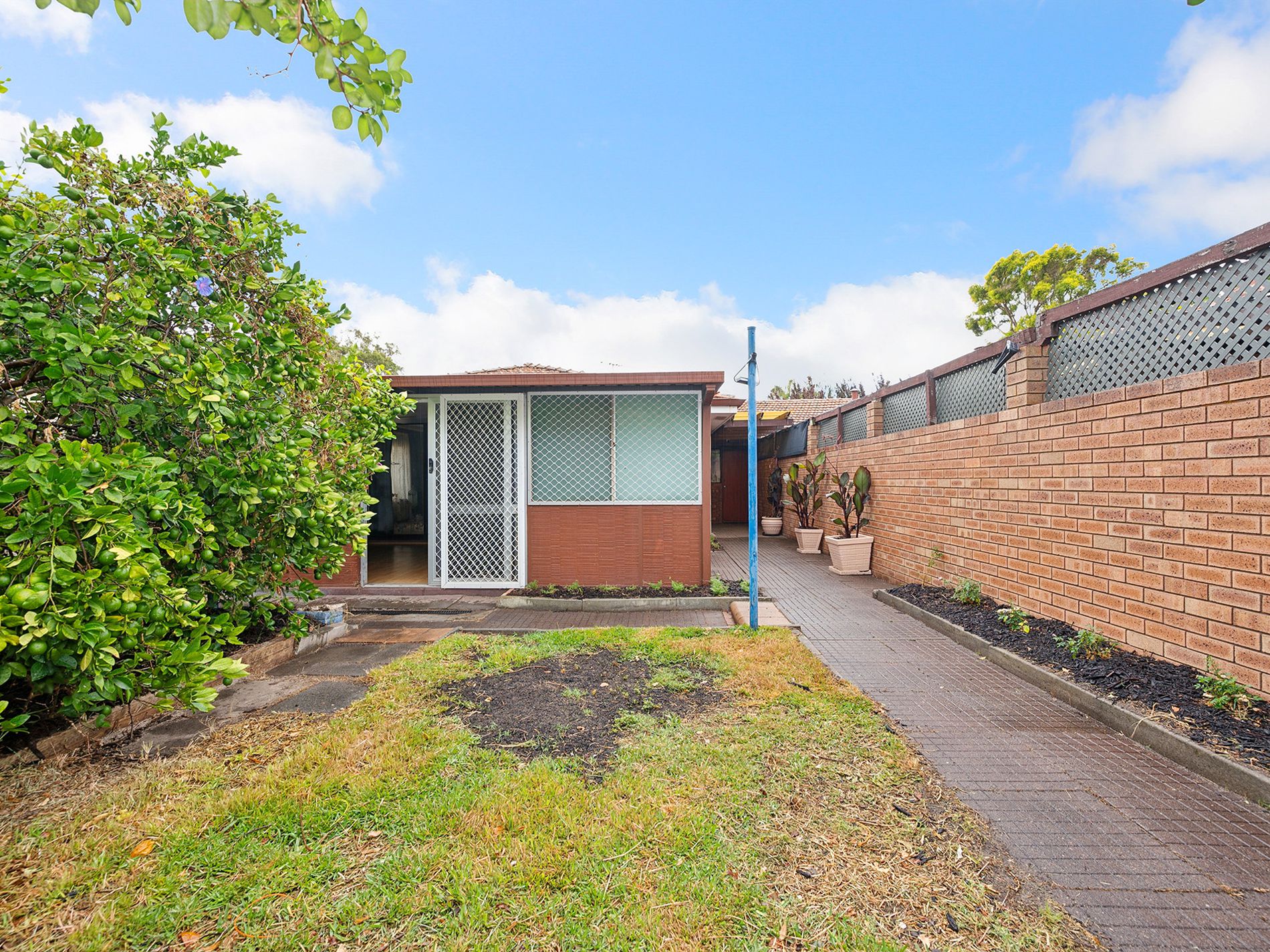 26B Slee Avenue, Kelmscott