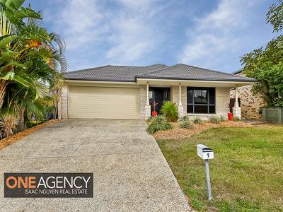 9 Admiral Cres, Springfield Lakes