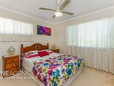 42 Tinaroo St, Durack